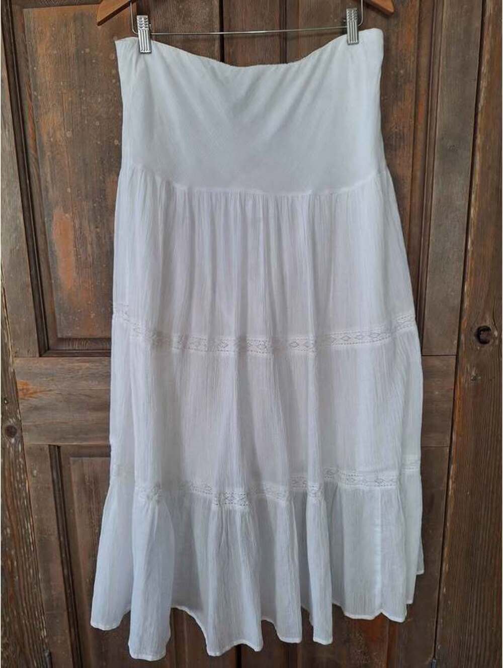 White Cotton, lace maxi skirt, Chaps/ Ralph Lauren. Large, unworn?, w/ boots!